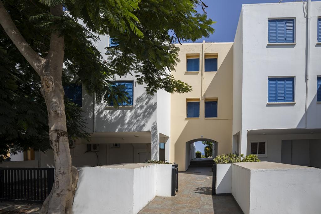 Protaras Beachfront Sirina Lina Suite باراليمني المظهر الخارجي الصورة