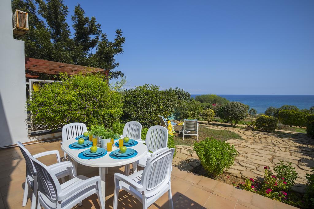 Protaras Beachfront Sirina Lina Suite باراليمني المظهر الخارجي الصورة