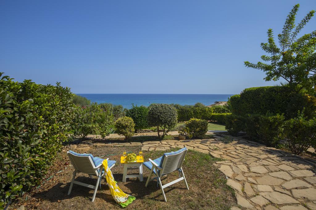 Protaras Beachfront Sirina Lina Suite باراليمني المظهر الخارجي الصورة