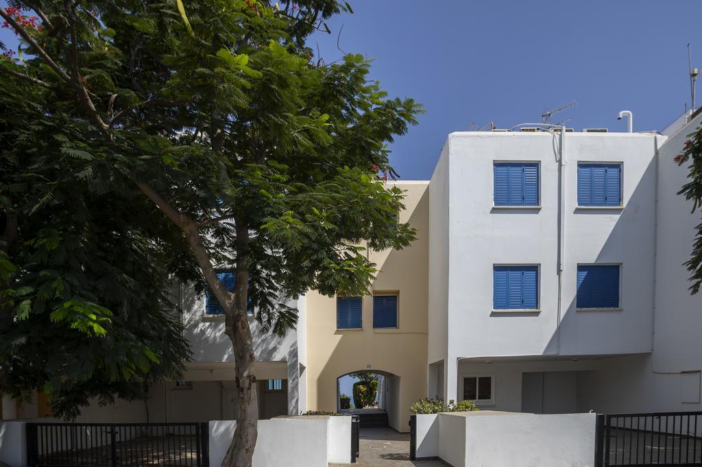 Protaras Beachfront Sirina Lina Suite باراليمني المظهر الخارجي الصورة