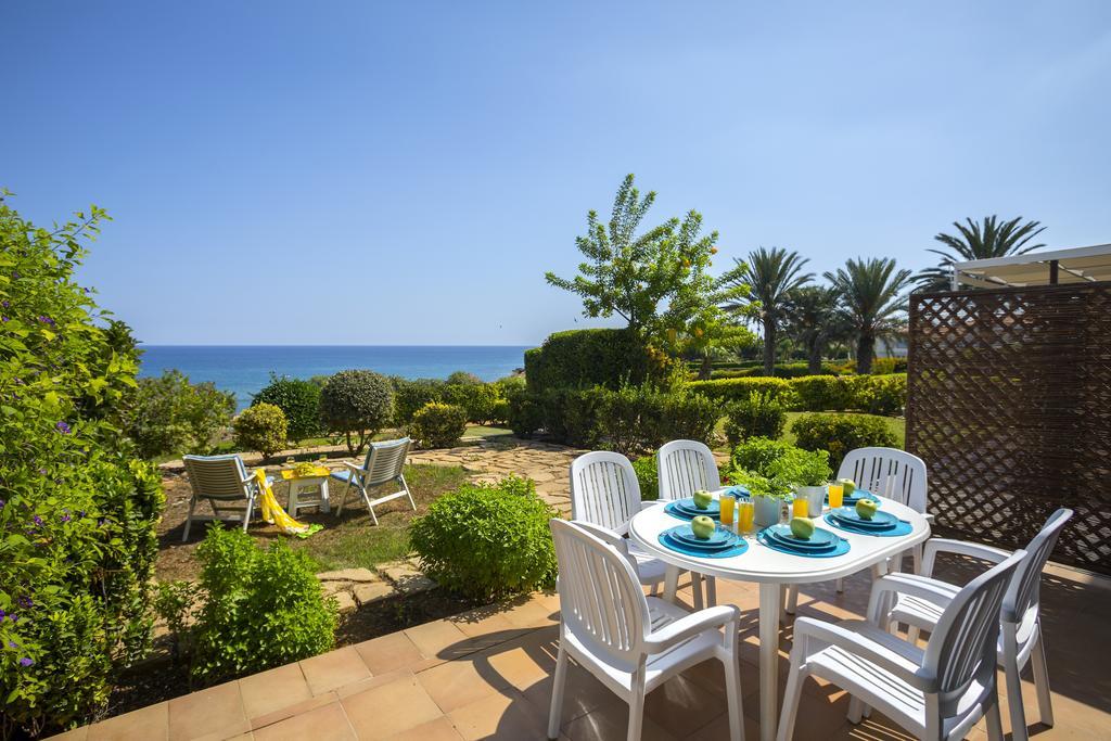 Protaras Beachfront Sirina Lina Suite باراليمني المظهر الخارجي الصورة