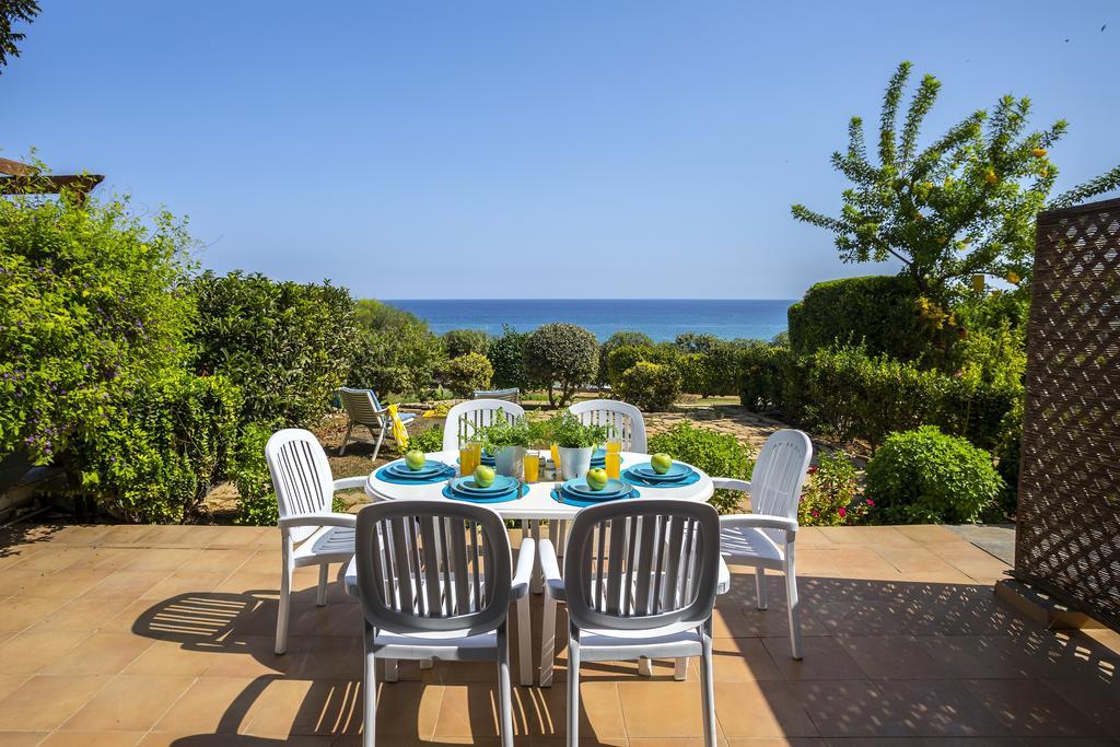 Protaras Beachfront Sirina Lina Suite باراليمني المظهر الخارجي الصورة